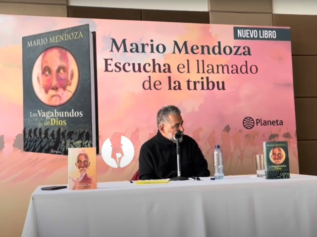 Mario Mendoza regresa a la novela con “Los vagabundos de Dios”. Rueda de Prensa | Periodismo sin afán 